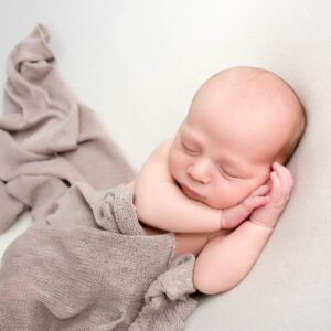 newborn-baby-boy-photo-new-malden